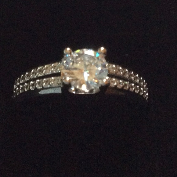 18k GP Diamond Engagement Ring Stamped - Picture 5 of 10